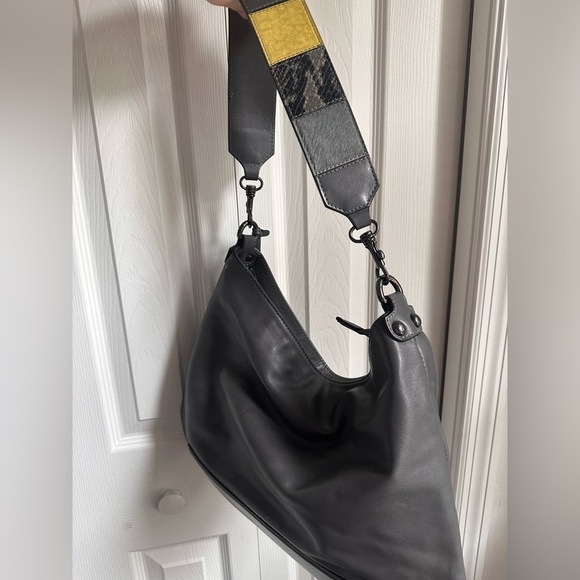 IACUCCI Leather Shoulder Bag Patchwork in Gray - Picture 6 of 13